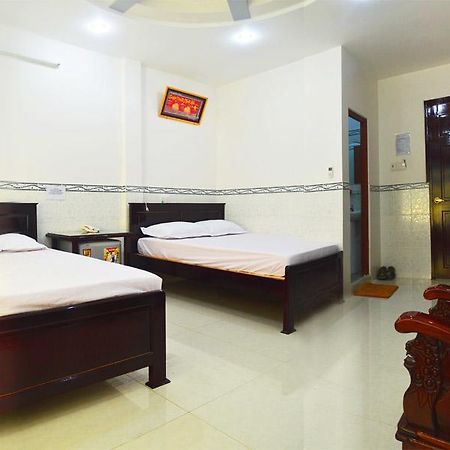 Phuong Hue Hotel Soc Trang Esterno foto